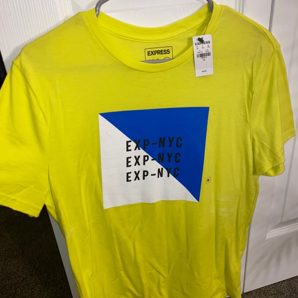 Express T-Shirt - Picture 3 of 3